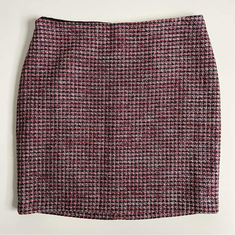 White House Black Market Red Black Tweed Pencil Skirt Size 8 Silver Thread